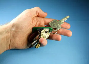 Columbus Lock Master Columbus, OH 614-335-6035 - 3-Locksmith-26-key-service